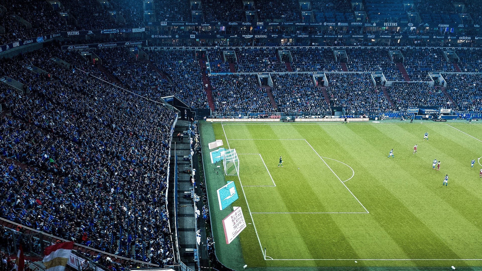 世界杯激情夜:精彩瞬间不停歇!,世界杯超燃视频