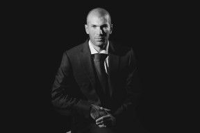 欧冠十六强首回合：巴萨0比0米兰 各一脚中柱成全场最大遗憾